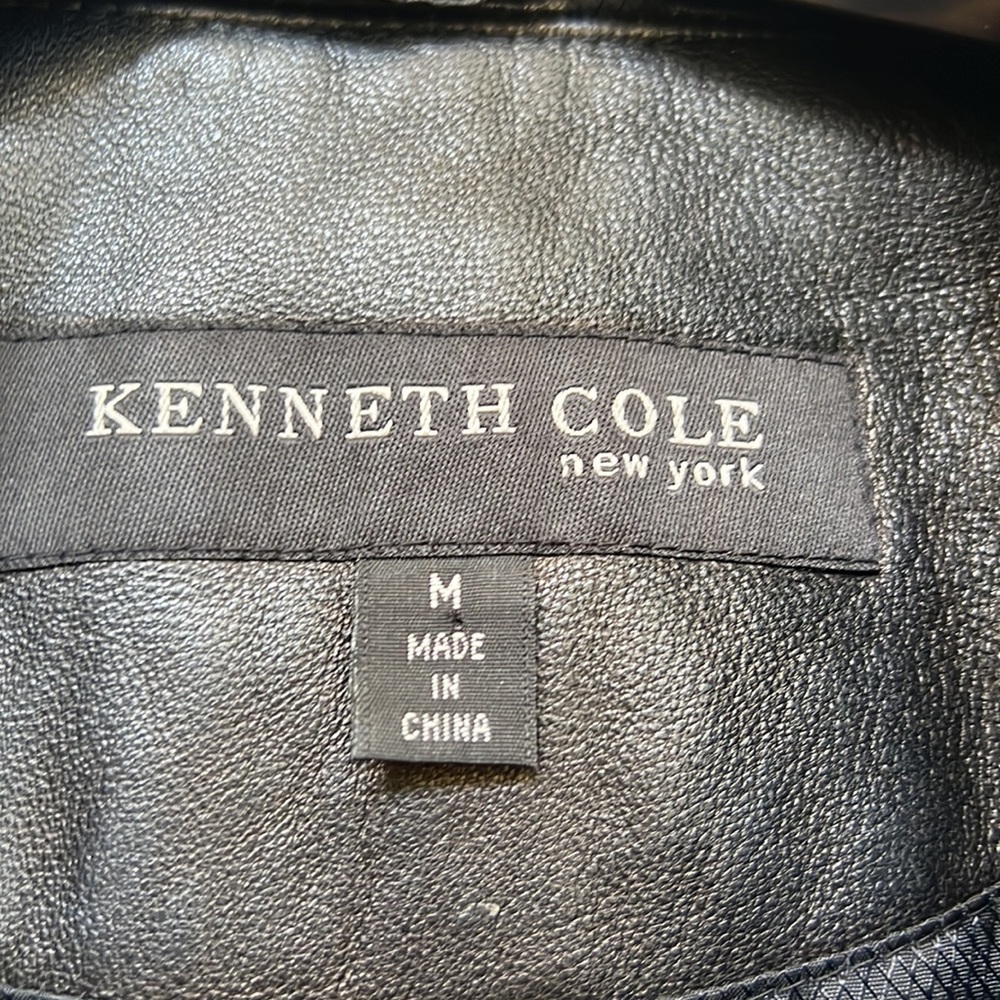 Kenneth Cole - Picture 2 of 4